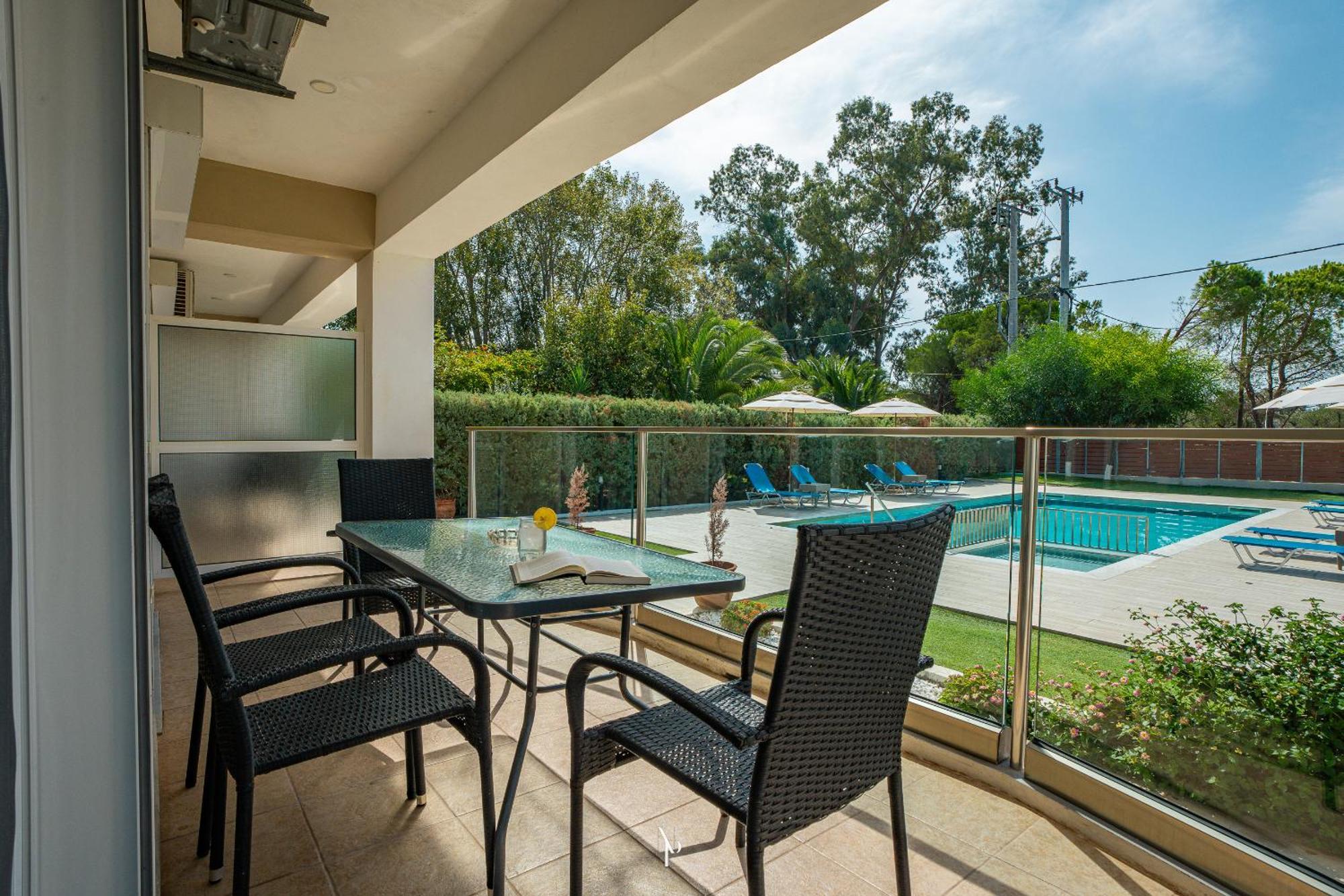 Nancy'S Budget Villa With Pool & Jacuzzi By "Elite" Laganas Dış mekan fotoğraf